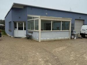 Local industriel 148 m²