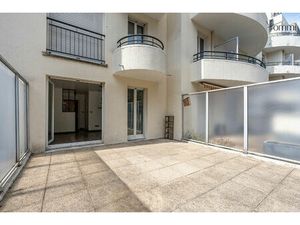 Studio de 25 m2 avec terrasse de 25 m2 quartier Diderot