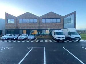 Serris A VENDRE Local d'activité neuf de 1 032m²