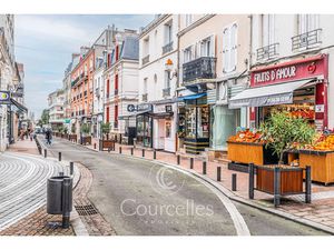 Vente appartement 2 pièces 29 m² à Enghien-les-Bains (95880)  240 000 €