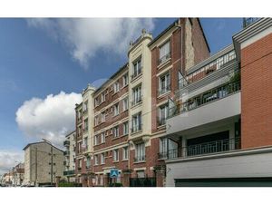 Location stationnement  m² T- à Saint-Maur-des-Fossés  110 €