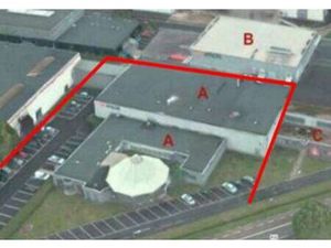 Bâtiment industriel à louer à Lier