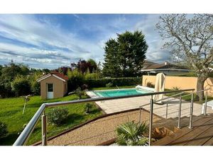 Maison Morancé 153 m² T-7 à vendre  595 000 €