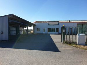 Achat Local commercial 325m² LAGRAVE 81150