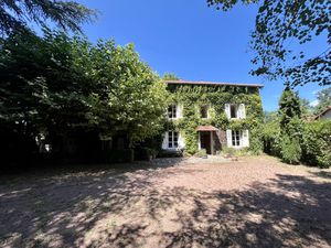 Achat Maison 8 pièces 230m² ST CYR LES VIGNES 42210