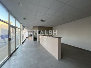 Location Local commercial 376m² RILLIEUX LA PAPE 69140