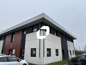 Location Local Professionnel 125m² RILLIEUX LA PAPE 69140