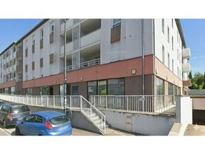 Location Local commercial 115m² JASSANS RIOTTIER 01480