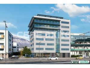 Location Local Professionnel 2 816m² ST MARTIN D HERES 38400