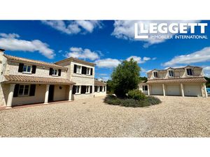 Achat Maison 10 pièces 265m² ECHEBRUNE 17800