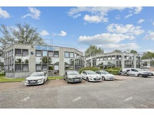 Location Local Professionnel 95m²