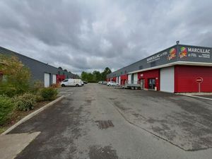 Location Local commercial 63m² ST JEAN D ILLAC 33127