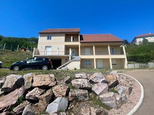 Achat Maison 8 pièces 384m² MONTCENIS 71710