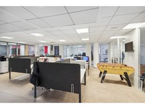 Location Local Professionnel 1 815m² MEUDON LA FORET 92360