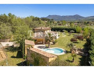 Vente maison 9 pièces 230 m² Trets (13530)