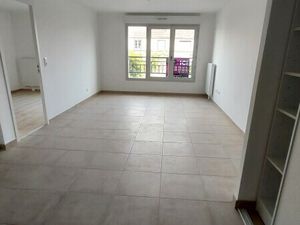 Location Appartement 2 pièces 46m² LUCE 28110