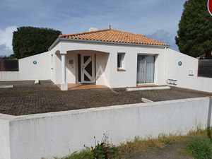 Location Local Professionnel 91m²