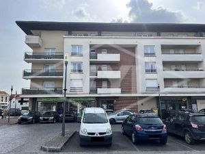 Vente appartement 2 pièces 44 m² à Combs-la-Ville (77380)  139 000 €