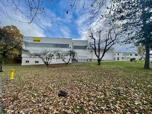 Local d'activités de 9 000 m² à Creutzwald