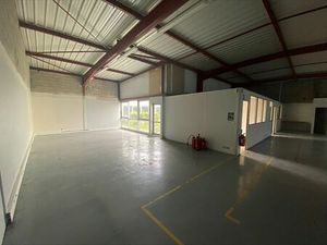 Location local d'activités VILLEBON SUR YVETTE 970 m²
