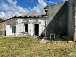 Vente maison 3 pièces 75 m² à Nieul-le-Virouil (17150)  77 420 €