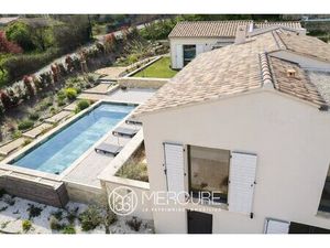 Superbe Villa contemporaine au coeur du Luberon avec piscine