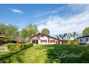 Vente maison 6 pièces 180.1 m² à Urrugne (64122)  795 000 €