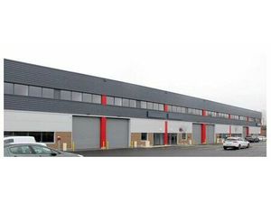 Vente/Location local d'activités FAMARS 732 m²