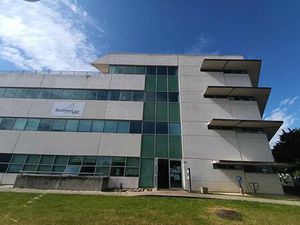 Location bureau CHASSENEUIL DU POITOU 414 m²