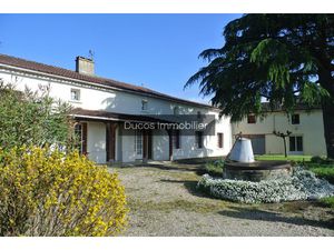 Ensemble immobilier comprenant deux maisons et 6 chambres