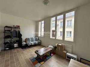 Location meublée appartement 1 pièce 22.39 m² à Pierrefonds (60350)  450 €
