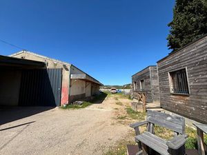 Local professionnel à Limoux