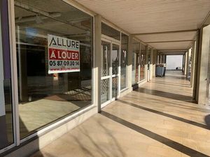 Local commercial Malemort sur Corrèze - 838m² divisible - A vo