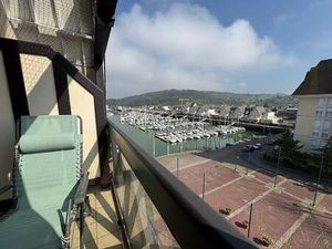 Vente Appartement 4 pièces à Dives-sur-Mer (14160) : à vendre 4 pièces / 76m² Dives-sur-Me