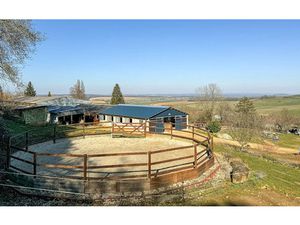 Vente propriété 13 pièces 180 m² à Juville (57590)  750 000 €