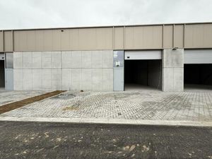 Surface industrielle à louer à Careelstraat 1.5 Tielt (RBT18762)