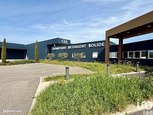 Murs commerciaux 2054 m² MALATAVERNE