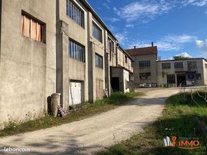 Immeuble 3600 m² Saint-Amand-en-Puisaye