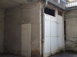 Petit local fermé pour vélos ou outils centre-ville