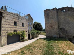 Maison 15 pièces 451 m²