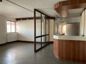 - Centre PERPIGNAN  proche du Palais de Justice  plateau de bureaux d'environ 160 m2 à ven