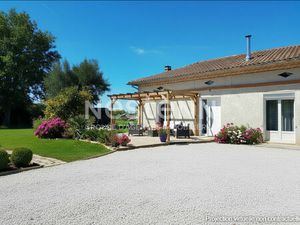 Maison 3 pièce(s) 88 m2 - A 10 MN de SAINT-LYS