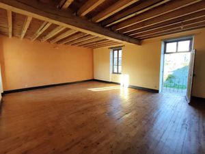 Vente maison 6 pièces 166 m² à Sanssat (03150)  135 000 €