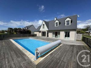 Vente Maison Piscine à Heugueville-sur-Sienne (50200) : à vendre Piscine / 157m² Heuguevil
