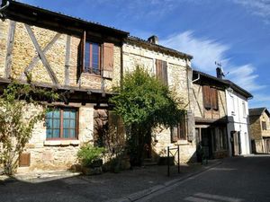 Vente maison 12 pièces 260 m² Monsempron-Libos (47500)