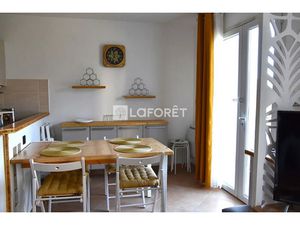 Location meublée appartement 3 pièces 69.21 m² à Montauroux (83440)  1 050 €