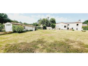 Vente maison 10 pièces 234 m² à Mouilleron-en-Pareds (85390)  259 000 €