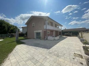 Vente maison 5 pièces 160 m² à Chavanoz (38230)  419 000 €
