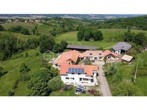 Vente propriété 26 pièces 700 m² à Garlin (64330)  675 000 €