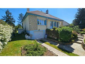 MAISON BEAU JARDIN PISCINE COUVERTE ET SOUS-SOL TOTAL